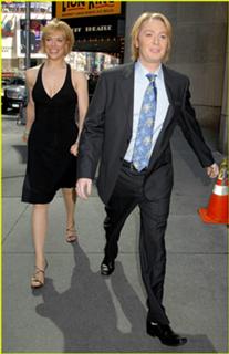 Hannah Waddingham feet photo 5