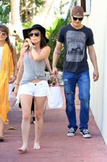 Lucy Hale feet photo thumbnail