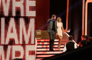 Jennifer Lawrence feet photo thumbnail