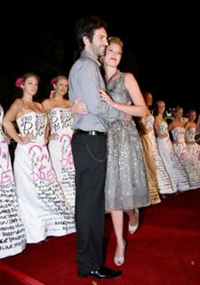 Katherine Heigl feet photo thumbnail
