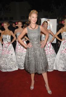 Katherine Heigl feet photo thumbnail