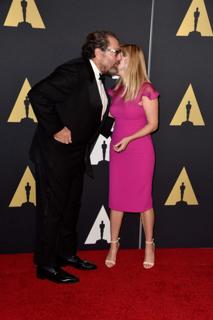 Reese Witherspoon feet photo thumbnail