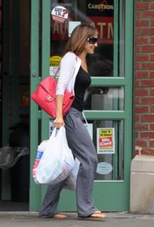 Sarah Jessica Parker feet photo thumbnail