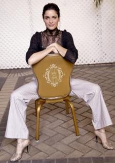 Amanda Peet feet photo thumbnail
