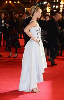 Jennifer Lawrence feet photo thumbnail
