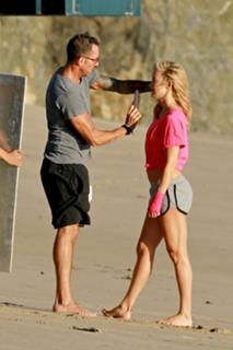 Kate Hudson feet photo thumbnail