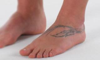 Federica Pellegrini feet photo thumbnail