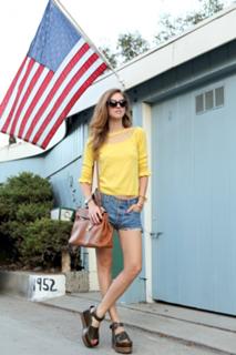 Chiara Ferragni feet photo thumbnail