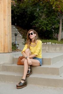 Chiara Ferragni feet photo thumbnail