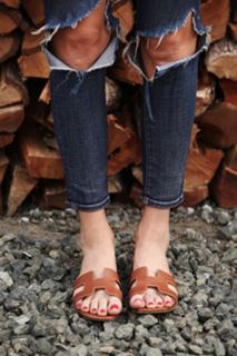 Chiara Ferragni feet photo thumbnail