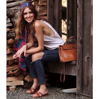 Chiara Ferragni feet photo thumbnail