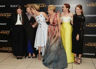 Jennifer Lawrence feet photo thumbnail