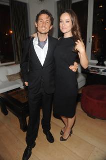 Olivia Wilde feet photo thumbnail