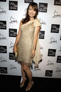 Olivia Wilde feet photo thumbnail