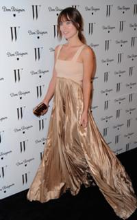 Olivia Wilde feet photo thumbnail