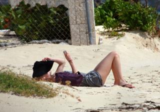 Kate Bosworth feet photo thumbnail
