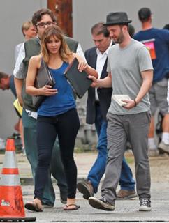 Katharine McPhee feet photo thumbnail