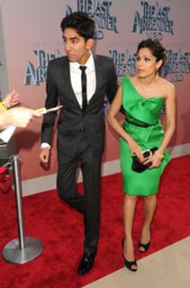 Freida Pinto feet photo thumbnail