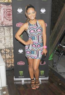 Christina Milian feet photo thumbnail