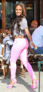Christina Milian feet photo thumbnail