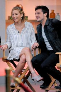 Jennifer Lawrence feet photo thumbnail