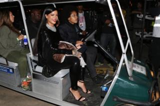 Rihanna feet photo thumbnail
