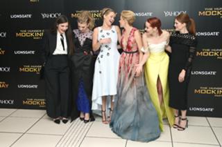 Julianne Moore feet photo thumbnail