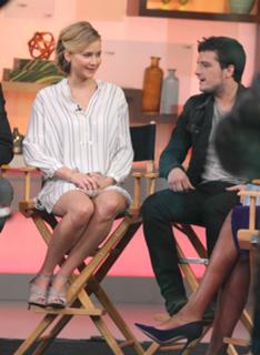 Jennifer Lawrence feet photo thumbnail