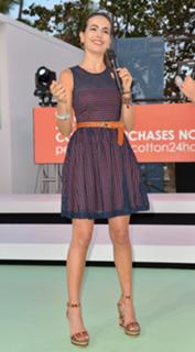Camilla Belle feet photo thumbnail