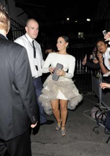 Demi Lovato feet photo thumbnail