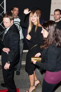 Jennifer Lawrence feet photo thumbnail