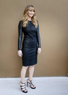 Jennifer Lawrence feet photo thumbnail
