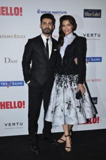 Sonam Kapoor feet photo thumbnail