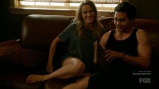 Shantel VanSanten feet photo thumbnail