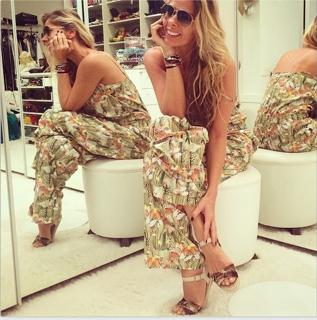 Adriane Galisteu feet photo thumbnail