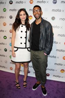 Emmy Rossum feet photo thumbnail