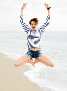 Shailene Woodley feet photo thumbnail