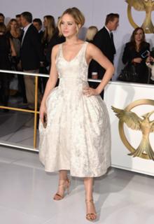 Jennifer Lawrence feet photo thumbnail