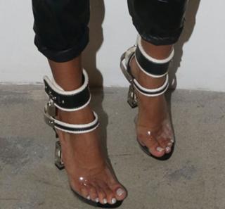 Karrueche Tran feet photo thumbnail