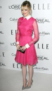 Emma Stone feet photo thumbnail