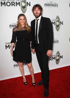 Alicia Silverstone feet photo thumbnail