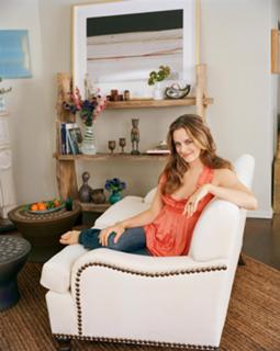 Alicia Silverstone feet photo thumbnail