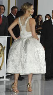 Jennifer Lawrence feet photo thumbnail