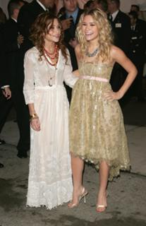 Ashley Olsen feet photo thumbnail