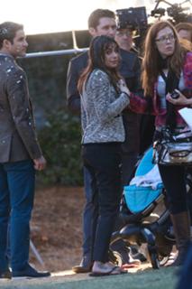 Lea Michele feet photo thumbnail