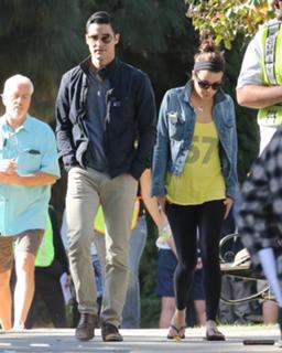 Lea Michele feet photo thumbnail