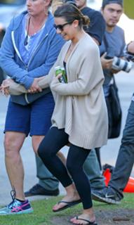 Lea Michele feet photo thumbnail