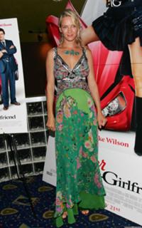 Uma Thurman feet photo thumbnail