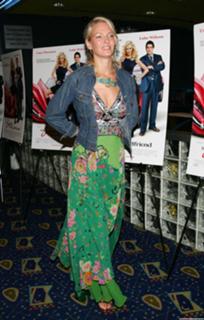 Uma Thurman feet photo thumbnail