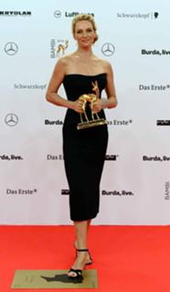 Uma Thurman feet photo thumbnail